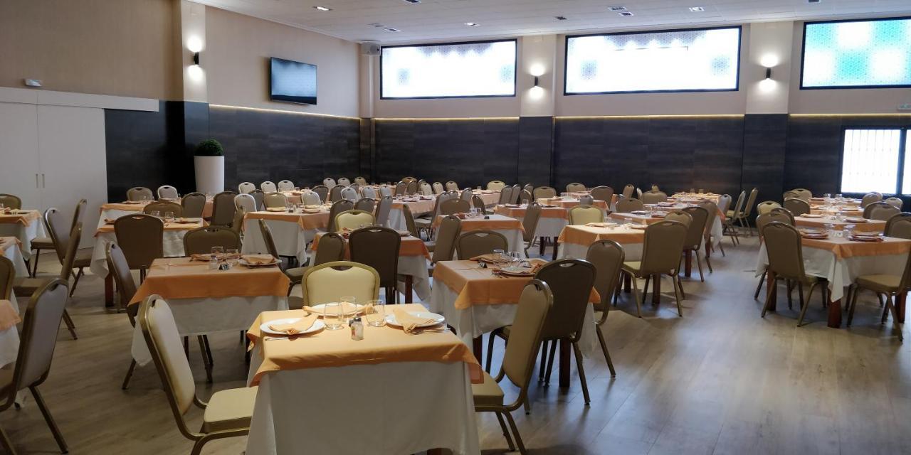Hostal La Despensa De Extremadura プラセンシア エクステリア 写真